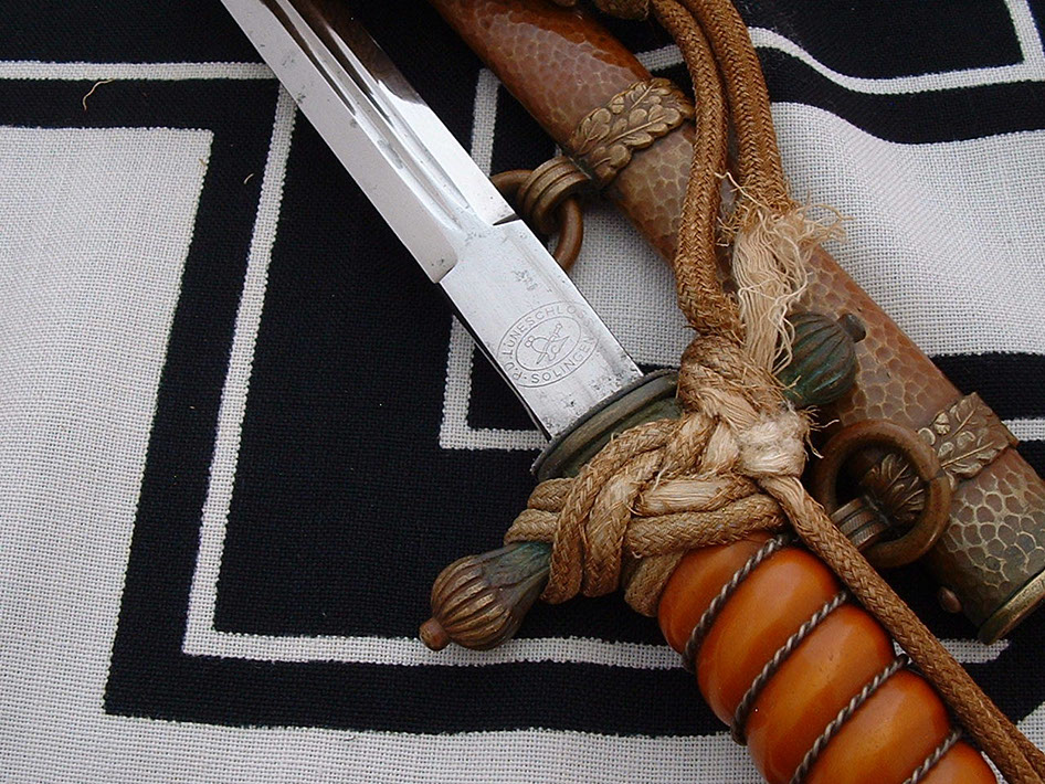 2nd model navy by luneschloss - d617 - 9