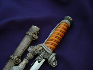 heer officer with aluminum fittings by pack - d653 - 7