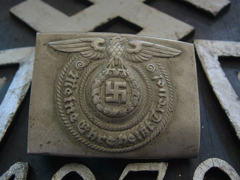 nickel ss buckle 1