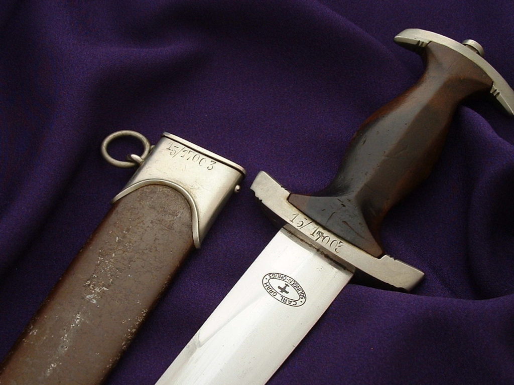 Personalized Rare Maker SA by Grah - D667 - 3