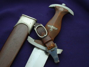 Partial Rohm Honor Dagger by Eickhorn - D675 - 12