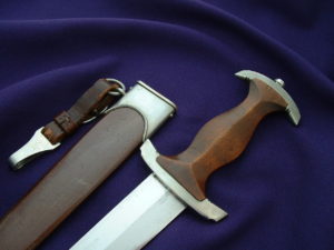 Partial Rohm Honor Dagger by Eickhorn - D675 - 2