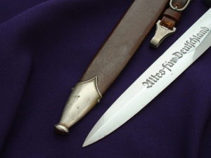 Partial Rohm Honor Dagger by Eickhorn - D675 - 7