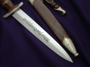 Partial Rohm Honor Dagger by Eickhorn - D675 - 9
