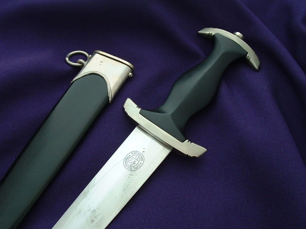 M33 SS Large Oval Eickhorn - D751 - 3