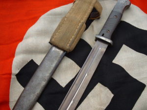 Matching Combat Bayonet by WKC - D756 - 5