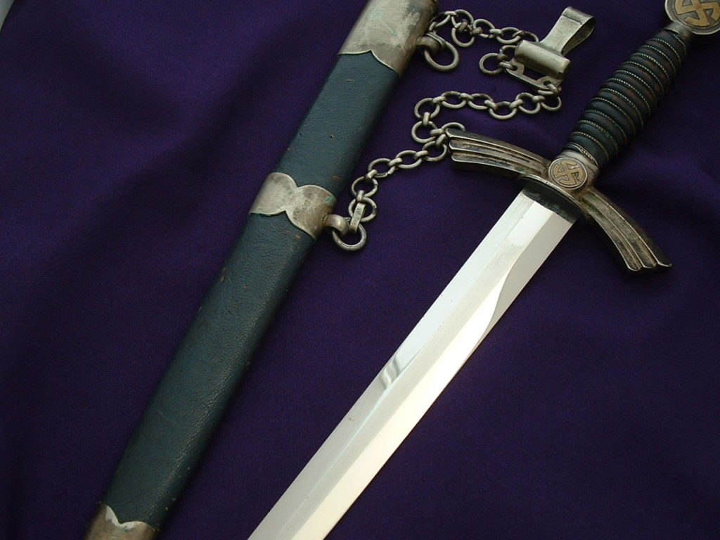 1st Model Luftwaffe Officer's Dagger by SMF - D760 - 4