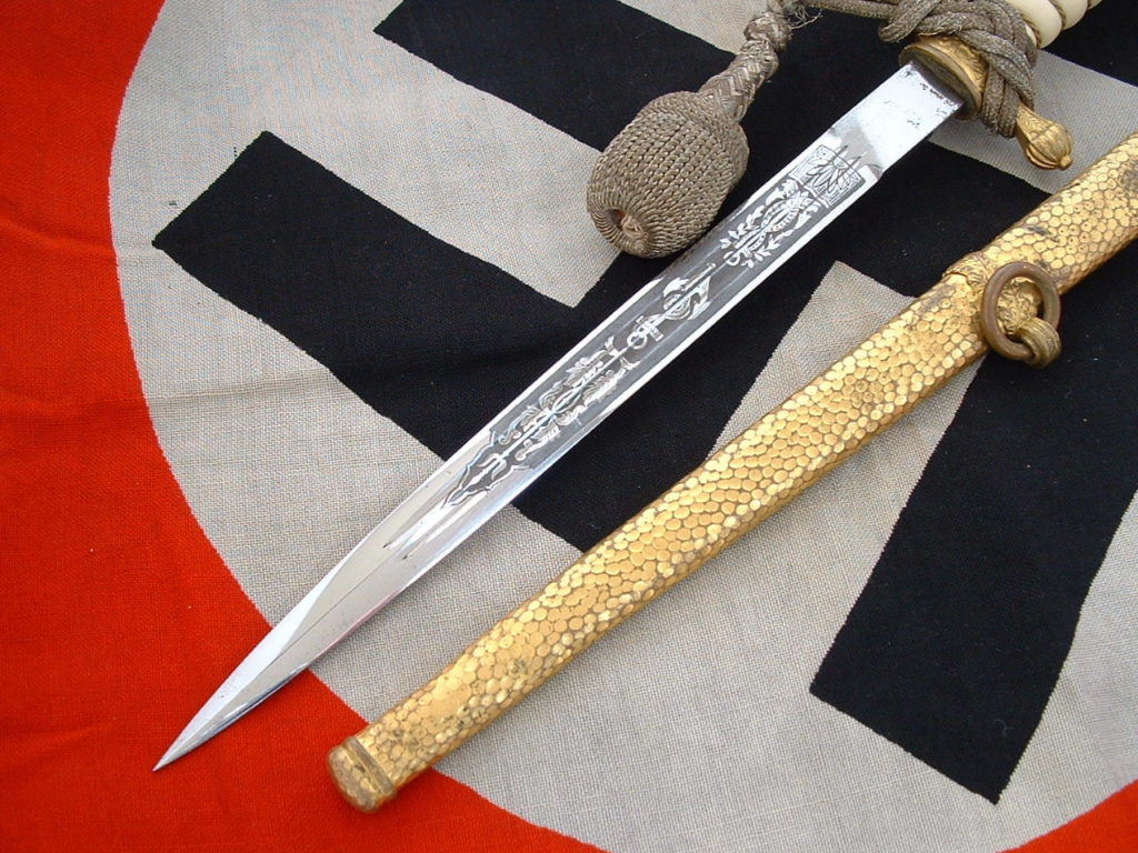 2nd Model Navy Dagger by Eickhorn - D790 - 4