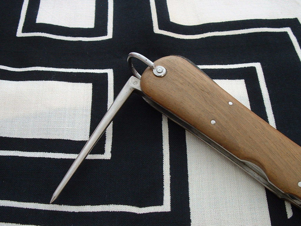 1st Model Gravity Knife by Weyersberg - D816 - 6