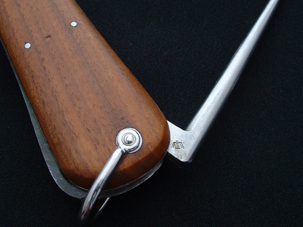 3rd Reich Paratrooper's Knife by SMF - D808 - 8