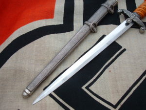 Army Officer's Dagger by WKC - D818 - 3