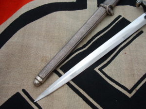 Army Officer's Dagger by WKC - D818 - 4