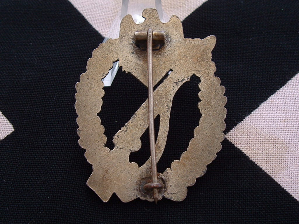 Infantry Assault Badge in Silver by Shuco - M436 - 2