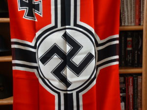 Mint Battle Flag 80 x 135 - F167 - 4