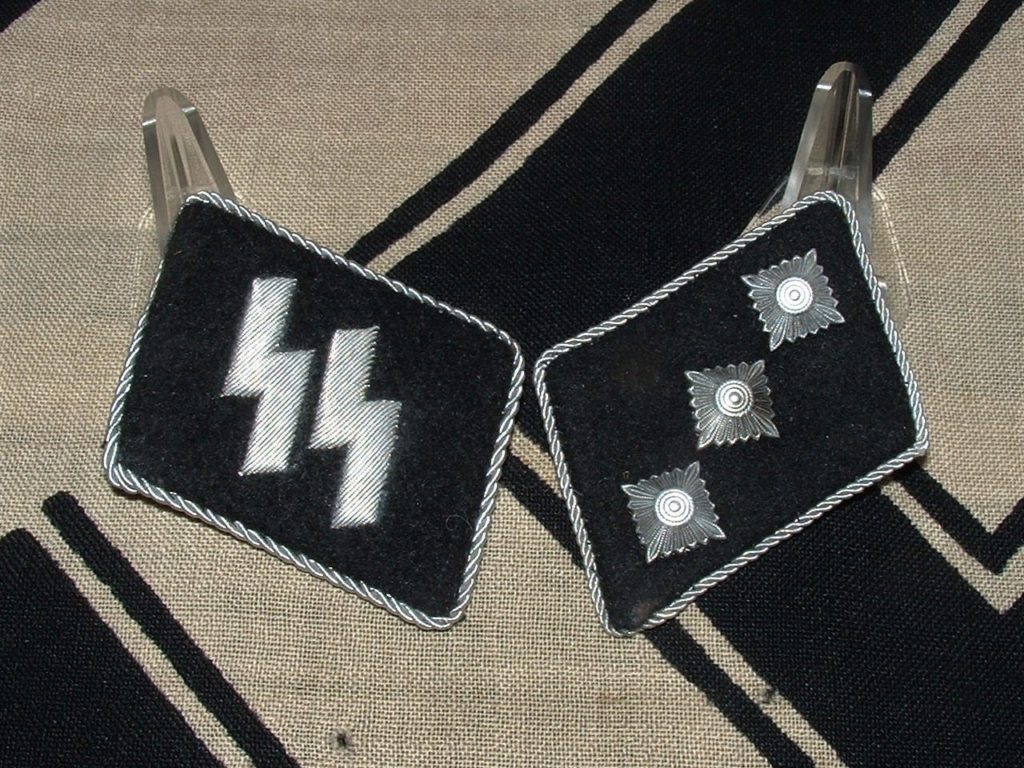 SS Officer’s Collar Tabs - C245 - 5