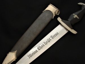 Early M33 SS Dagger by Hammesfahr - D823 - 4