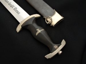 Early M33 SS Dagger by Hammesfahr - D823 - 8