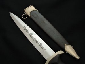 Early M33 SS Dagger by Hammesfahr - D823 - 9