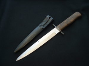 Luftwaffe Fighting Knife - D822 - 2