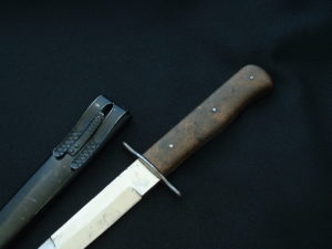 Luftwaffe Fighting Knife - D822 - 4