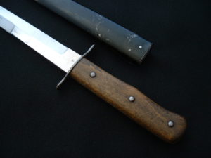 Luftwaffe Fighting Knife - D822 - 5