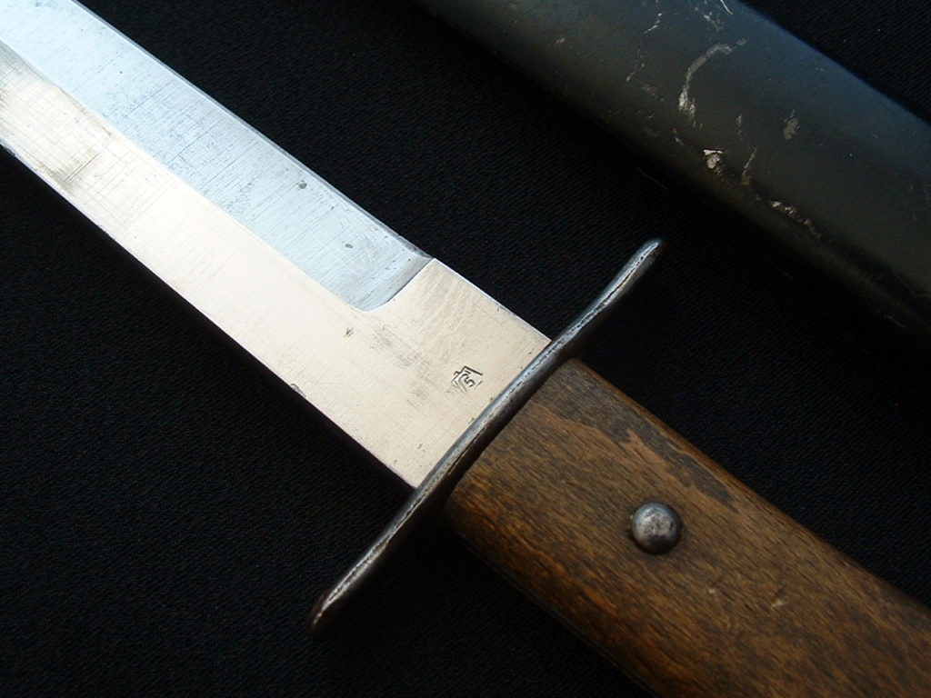 Luftwaffe Fighting Knife - D822 - 6