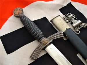1st Model Luftwaffe Officer's Dagger by Malsch - D841 - 2