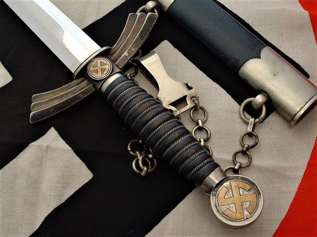 First Model Luftwaffe Officer's Dagger by SMF - D848 - 11