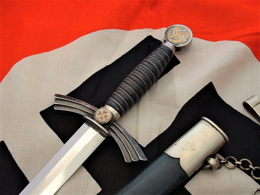 First Model Luftwaffe Officer's Dagger by SMF - D848 - 3