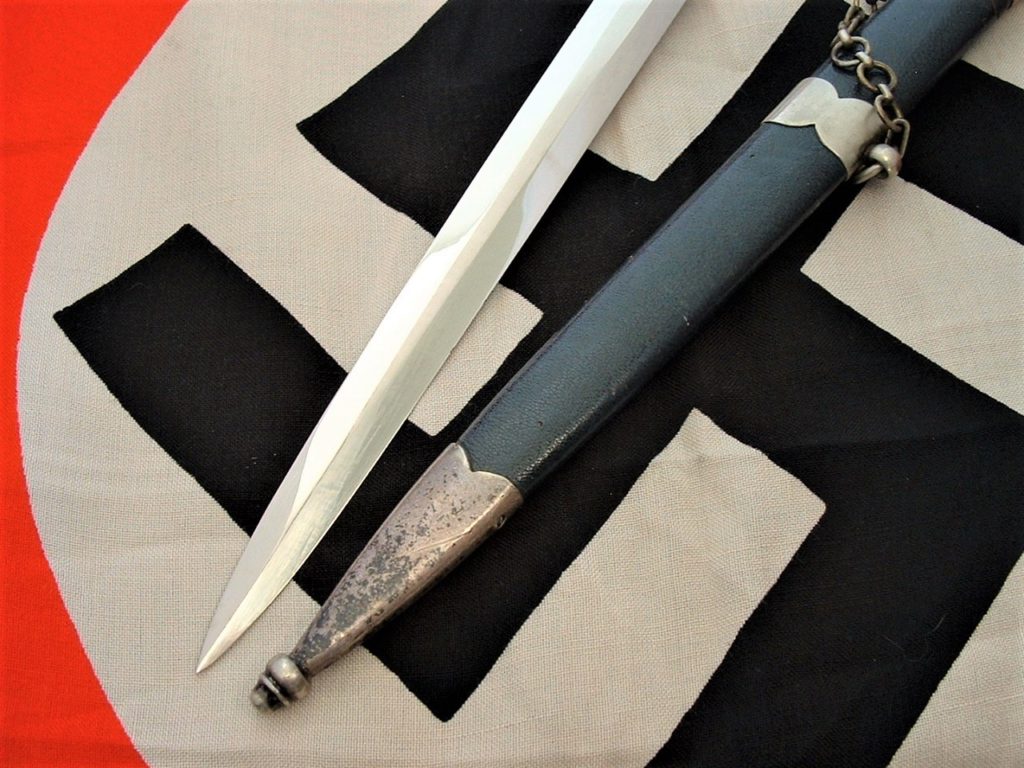 First Model Luftwaffe Officer's Dagger by SMF - D848 - 6