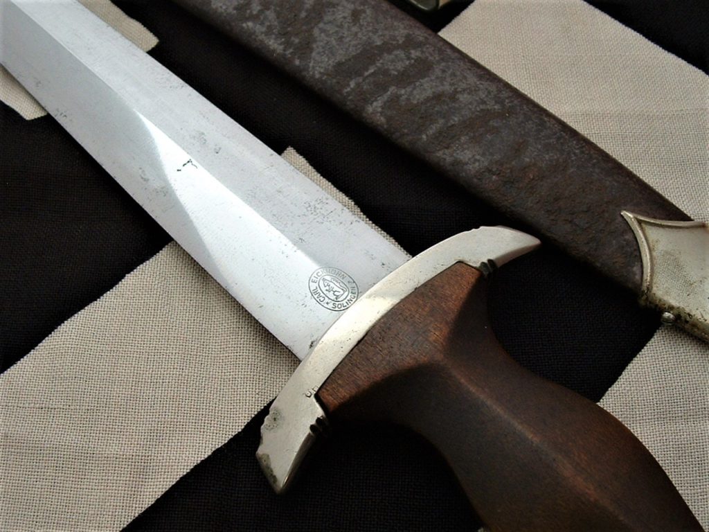 Eickhorn Ground Rohm Honor Dagger - D875 - 9