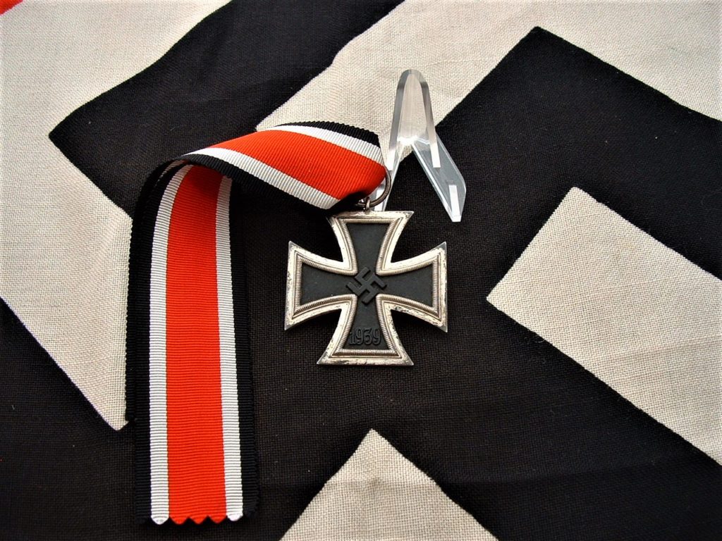 Iron Cross 2nd Class by Deumer - M449 - 1