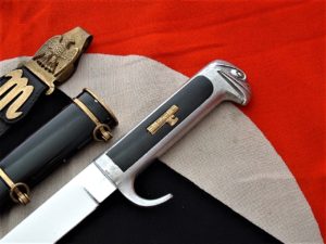 M37 WWII Italian Fascist Officer's Dagger - D878 - 2