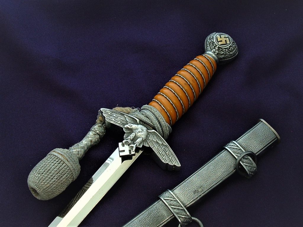 2nd Model Luftwaffe Dagger by Weyersberg - D886 - 2