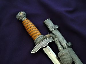 2nd Model Luftwaffe Dagger by Weyersberg - D886 - 4