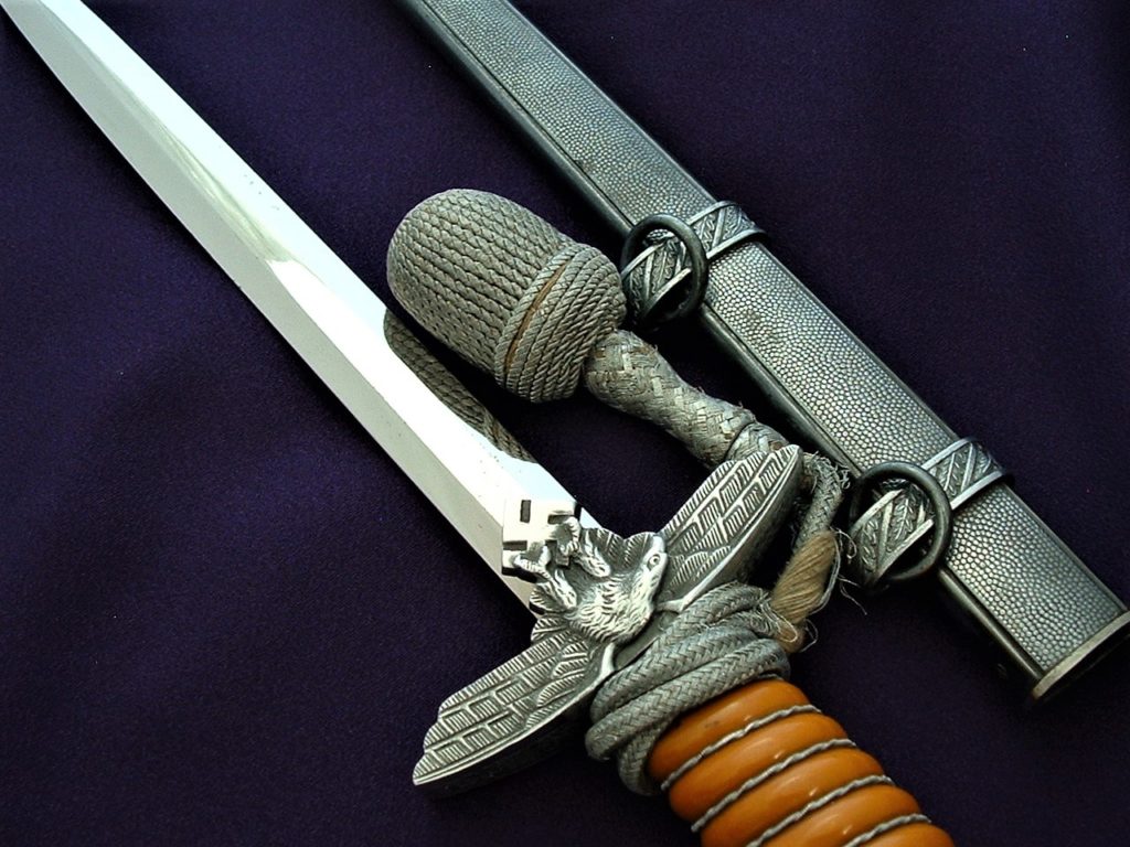 2nd Model Luftwaffe Dagger by Weyersberg - D886 - 8