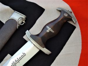 Early Ground Rohm Honor Dagger by Eickhorn - D890 - 3