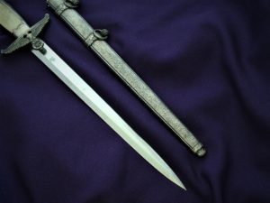 Government Official Dagger by Alcoso - D883 - 8