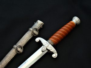 Killer Army Officer's Dagger by Puma - D889 - 11
