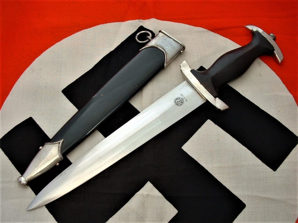 M33 SS Dagger by Schaaff - D882 - 2