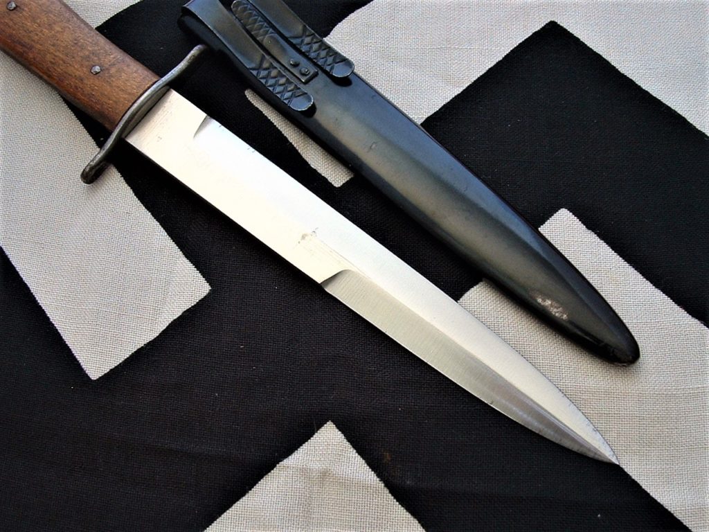 3rd Reich Luftwaffe Fighting Knife - D892 - 6