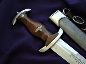 Ground Rohm SA Honor Dagger by Eickhorn - D895 - 4