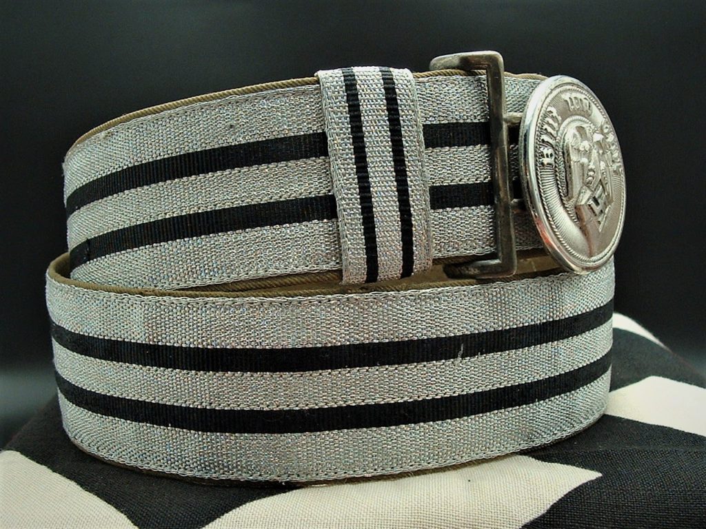 Hitler Youth Leader's Buckle and Brocade - B177 - 2
