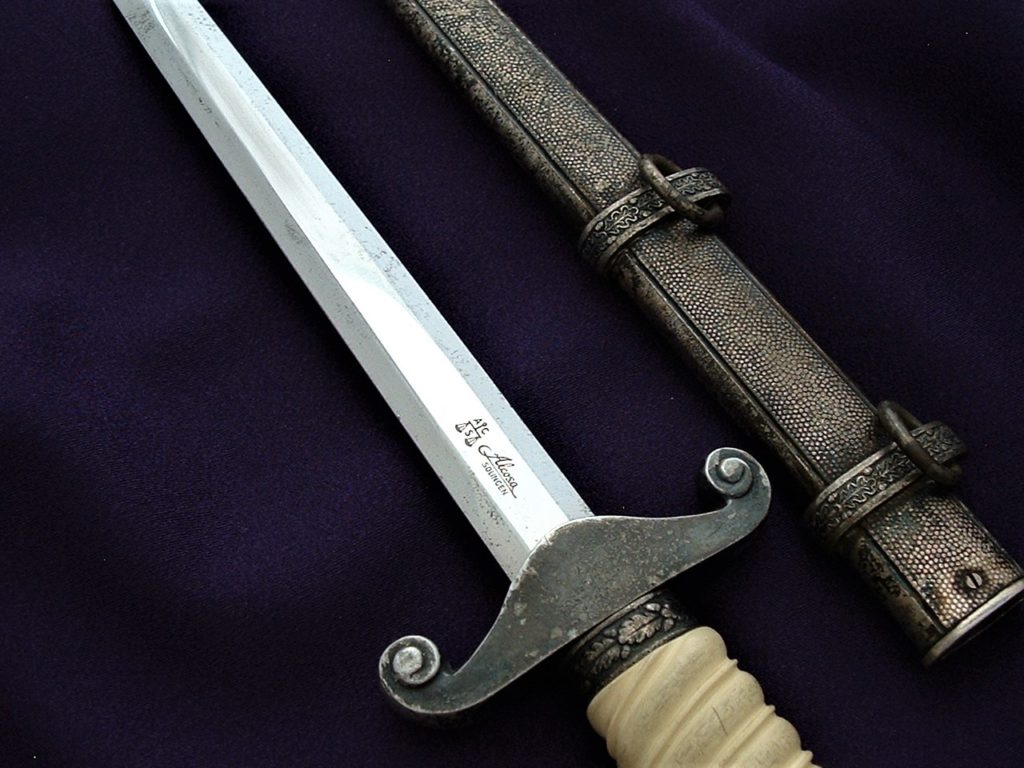 Army Officer's Dagger by Alcoso - D910 - 9