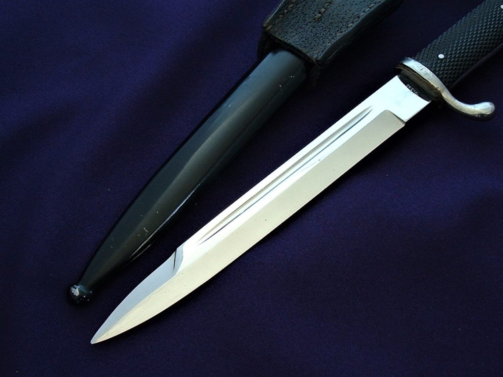 National Socialist Honor Bayonet by Eickhorn - D907 - 4