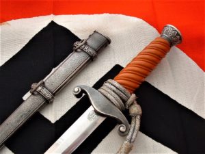 Slant Grip Army Officer's Dagger by Eickhorn - D912 - 2