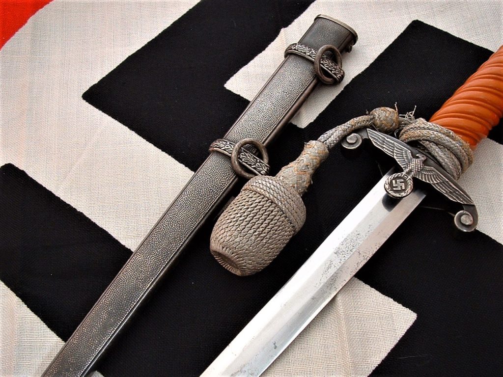 Slant Grip Army Officer's Dagger by Eickhorn - D912 - 3