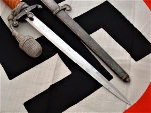 Slant Grip Army Officer's Dagger by Eickhorn - D912 - 9