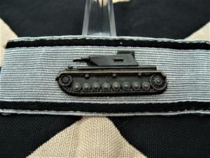 Silver Tank Destruction Badge - M463 - 2