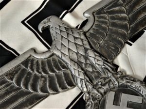 28 Stunning Railroad Eagle - G226 - 2